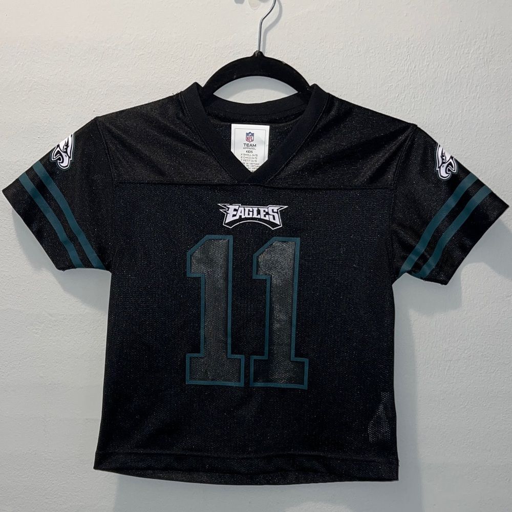 NFL Kids Black and green Eagles Jersey Eagles YXS 4/5